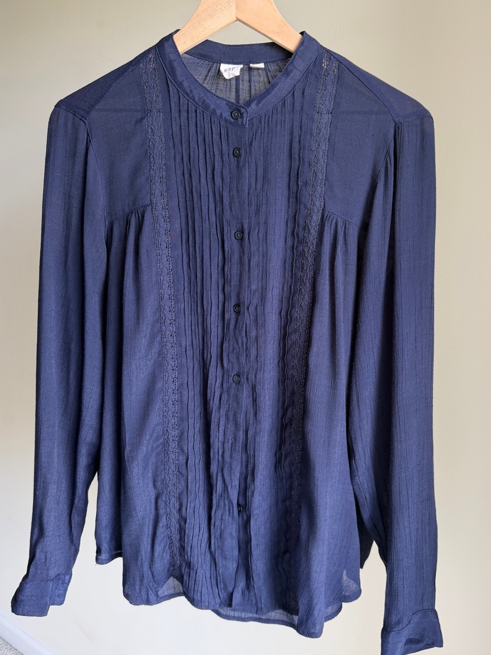 Gap Pintuck Lace Navy Blue Button Front Blouse Size Medium